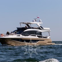 Galeon 640 FLY