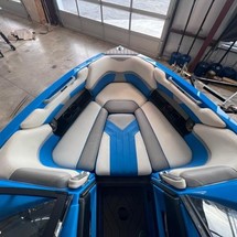 Malibu Wakesetter 25 LSV