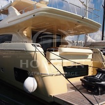 Ferretti Altura 840