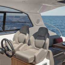 Azimut Atlantis 45