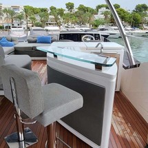 Sunseeker 76 Yacht