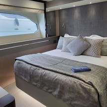 Sunseeker 76 Yacht