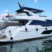 Sunseeker 76 Yacht