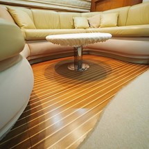 Azimut 62E