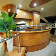 Azimut 62E