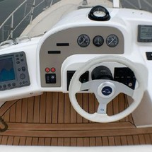 Sealine F37