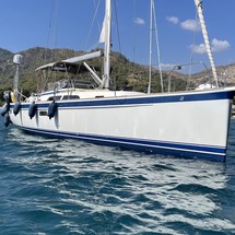 Hallberg-Rassy 44