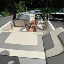 Bayliner VR6 BOWRIDER