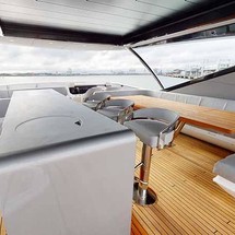 Sunseeker 88 Yacht