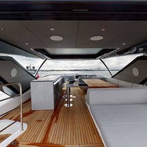 Sunseeker 88 Yacht