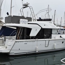 Beneteau Swift Trawler 35