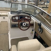 Regal 2700 Bowrider