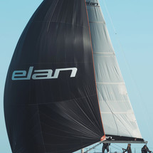 Elan E4