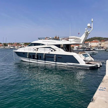 Fairline 58 Squadron