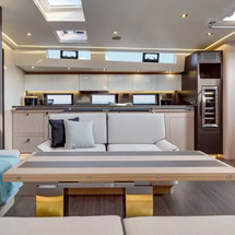 Beneteau Oceanis Yacht 62