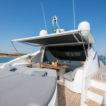 Sunseeker Predator 72