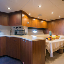 Sunseeker Predator 72