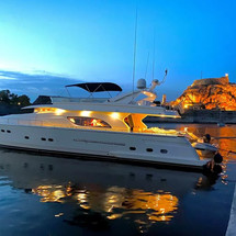 Ferretti 80