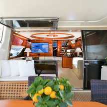 Ferretti 80