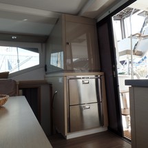 Fountaine Pajot Lucia 40