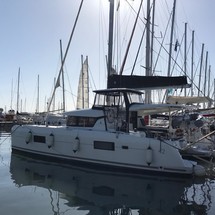 Lagoon 42