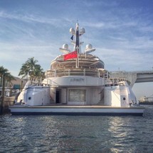 74 CRN M/Y Cloud 9