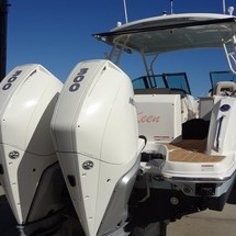 Boston Whaler 270 Vantage