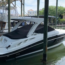 Cruisers Yachts 330 Express