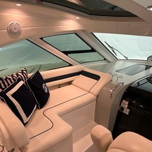 Sea Ray 470 Sundancer