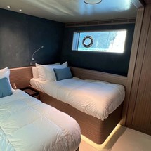 Custom Line Navetta 30