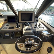 Azimut Magellano 43