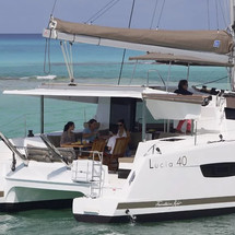 Fountaine Pajot Lucia 40