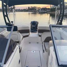 Chaparral 230 SunCoast