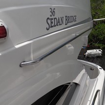 Sea ray sedan bridge