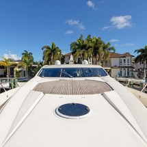 Sunseeker Predator 82