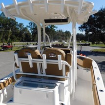 Ranger boats 2400 bay