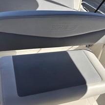 Boston Whaler 210 Dauntless