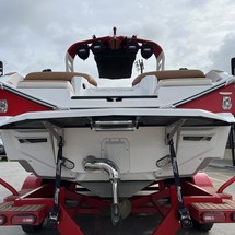 Super Air Nautique G23