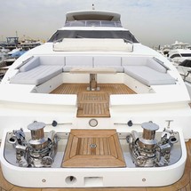 Azimut Grande 30 METRI