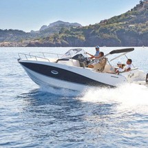 Quicksilver Activ 755 Sundeck