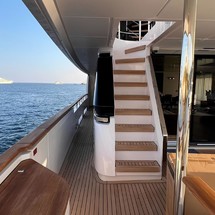 Custom Line Navetta 30