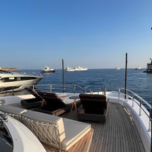 Custom Line Navetta 30