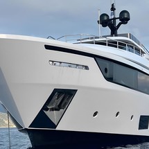 Custom Line Navetta 30