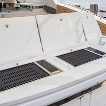 Cruisers Yachts 50 Cantius