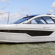 Cruisers Yachts 50 Cantius