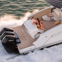 Cruisers Yachts 50 Cantius