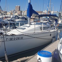 Beneteau First 285