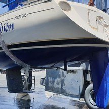 Beneteau First 285