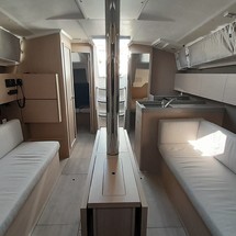 Beneteau Oceanis 35.1