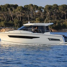 Jeanneau Merry Fisher 895